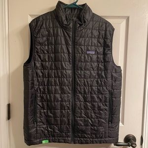 Patagonia Men’s Vest | Large | Black |Description *